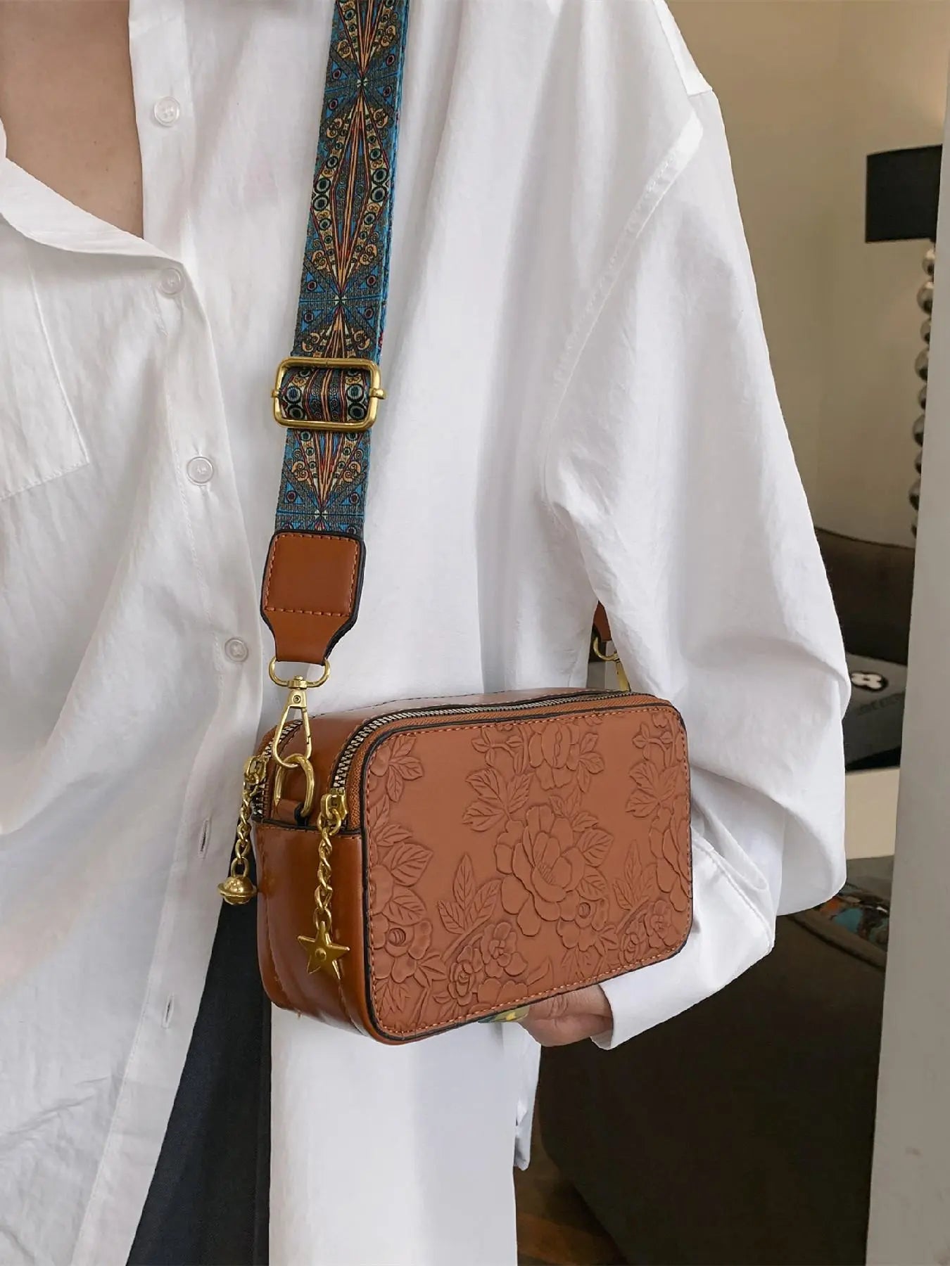 Women's Fashion Retro Floral Embossed Satchel Crossbody Bag, Elegant Commuter Bag, Casual Pu Leather Star Decor Zipper Shoulder Bag, Trendy Versatile High-quality Daily Commuting Bag, Casual Crossbody Bags
