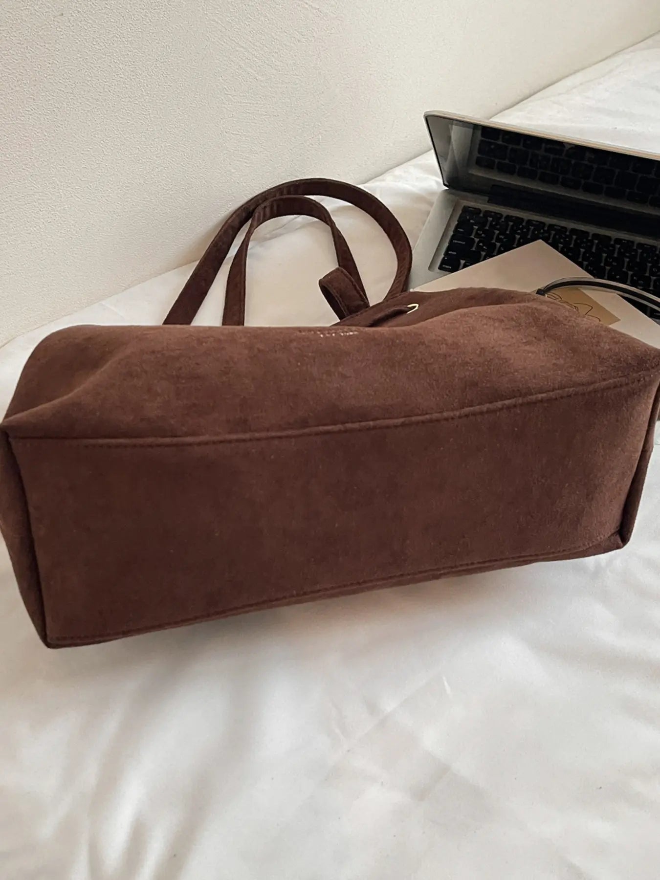 Retro Exquisite Tote Bag with Drawstring Closure Design, Stylish Versatile Large-Capacity Shoulder Bag, Suitable for Dates and Parties, Casual Commuter Bag