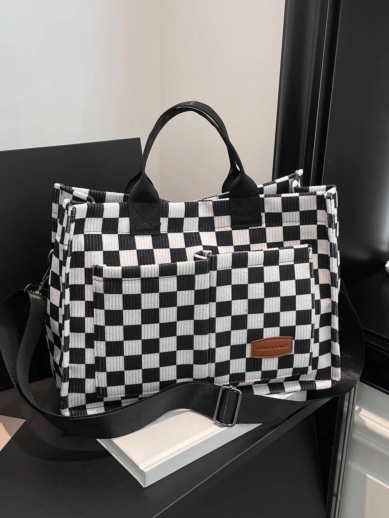 Striped Pattern Tote Bag, Fashionable Patterned Bag, Summer 2024 Casual Large Capacity Shoulder Bag for Women, Versatile Casual Commuter Bag for Daily Used, Casual Bags