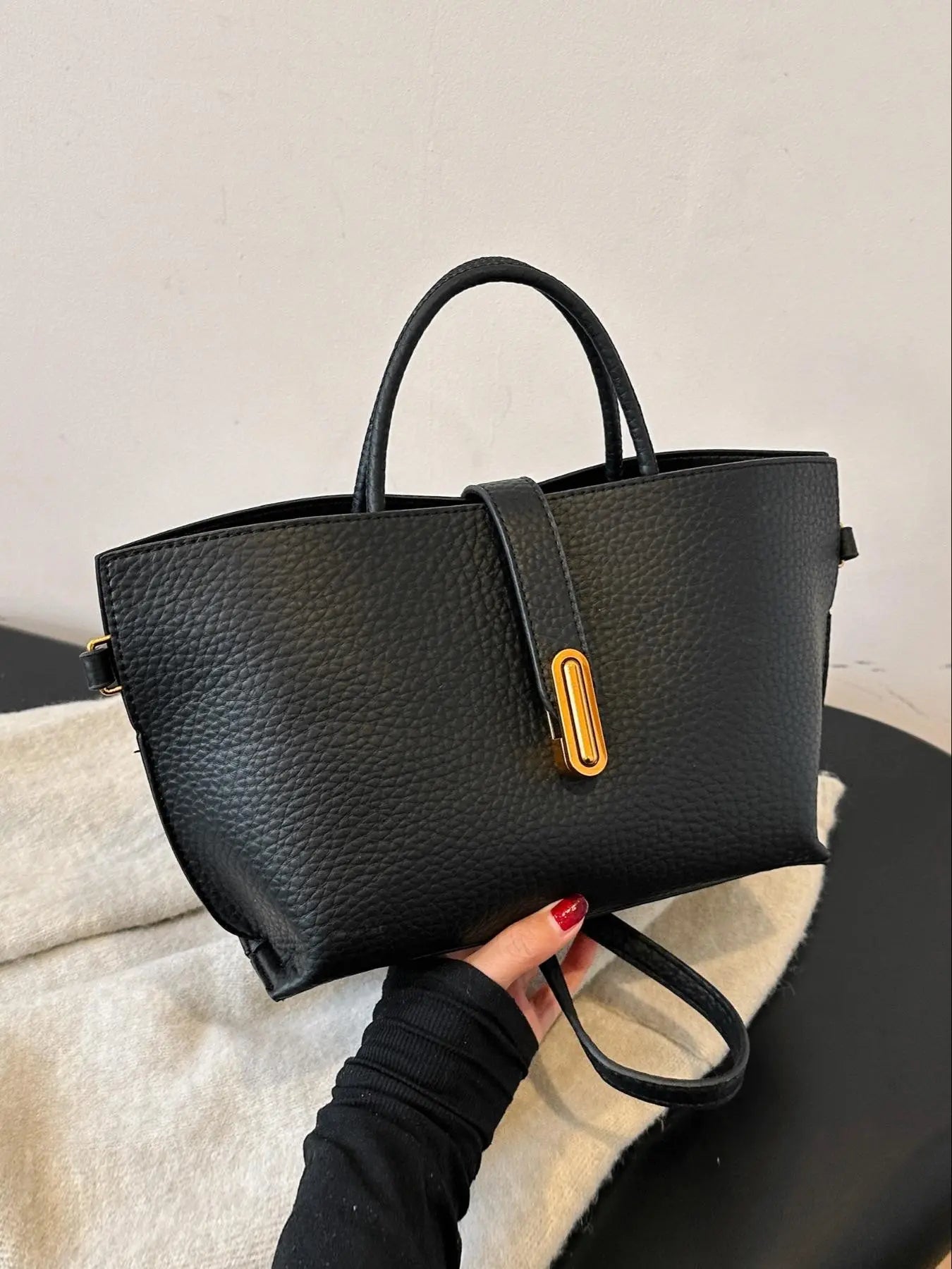 25 fall&winter Women's Elegant Solid Color Handbag, Fashionable Crossbody Bag for Daily Used, Casual Trendy Versatile High-quality Daily Commuting Bag