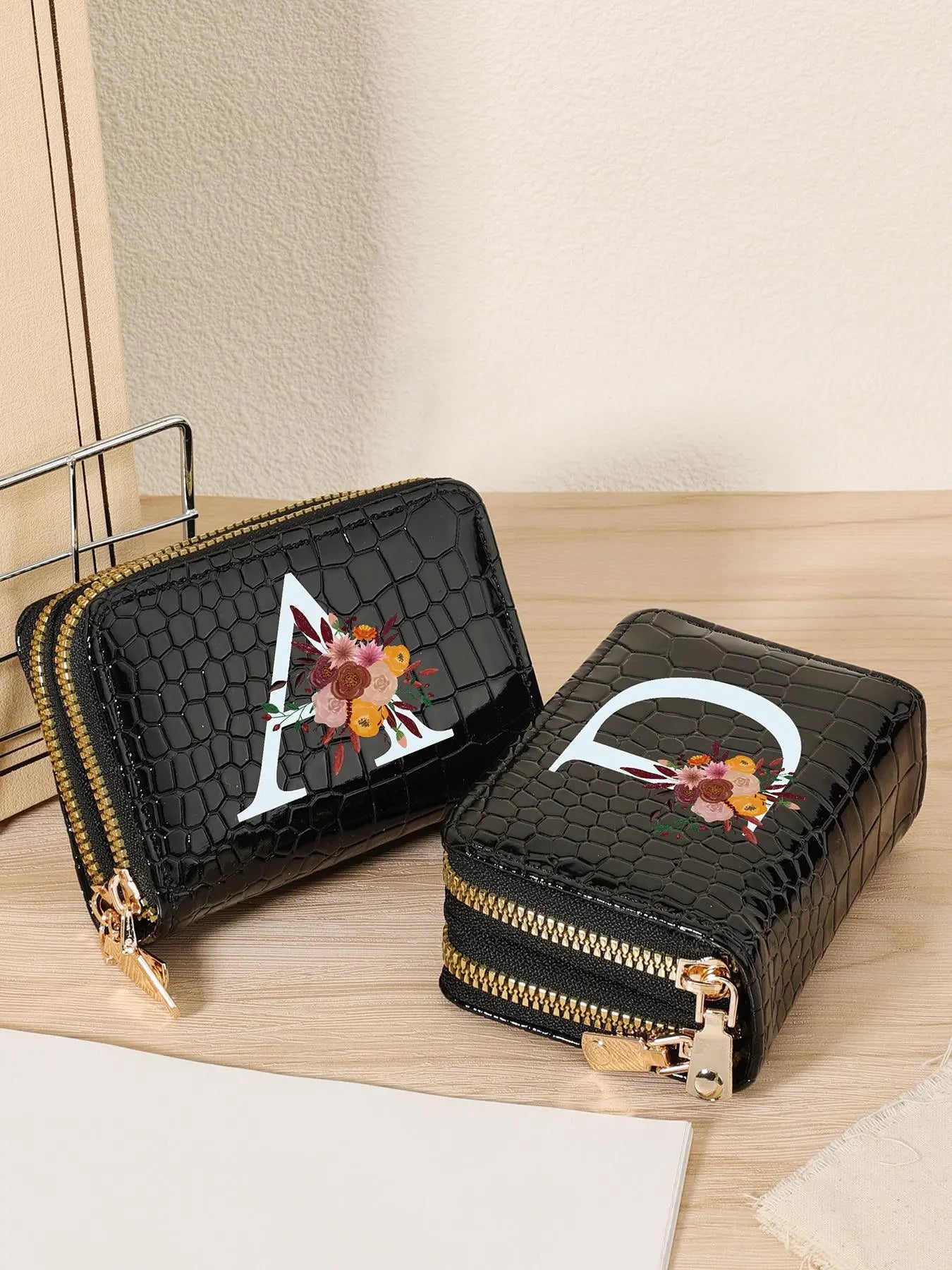 Letter Pattern Compact Wallet for Women, Zipper Card Holder with Multiple Slots, Casual Card Holder, Trendy Small Wallet for Daily Use, Stylish Credit Card Holder