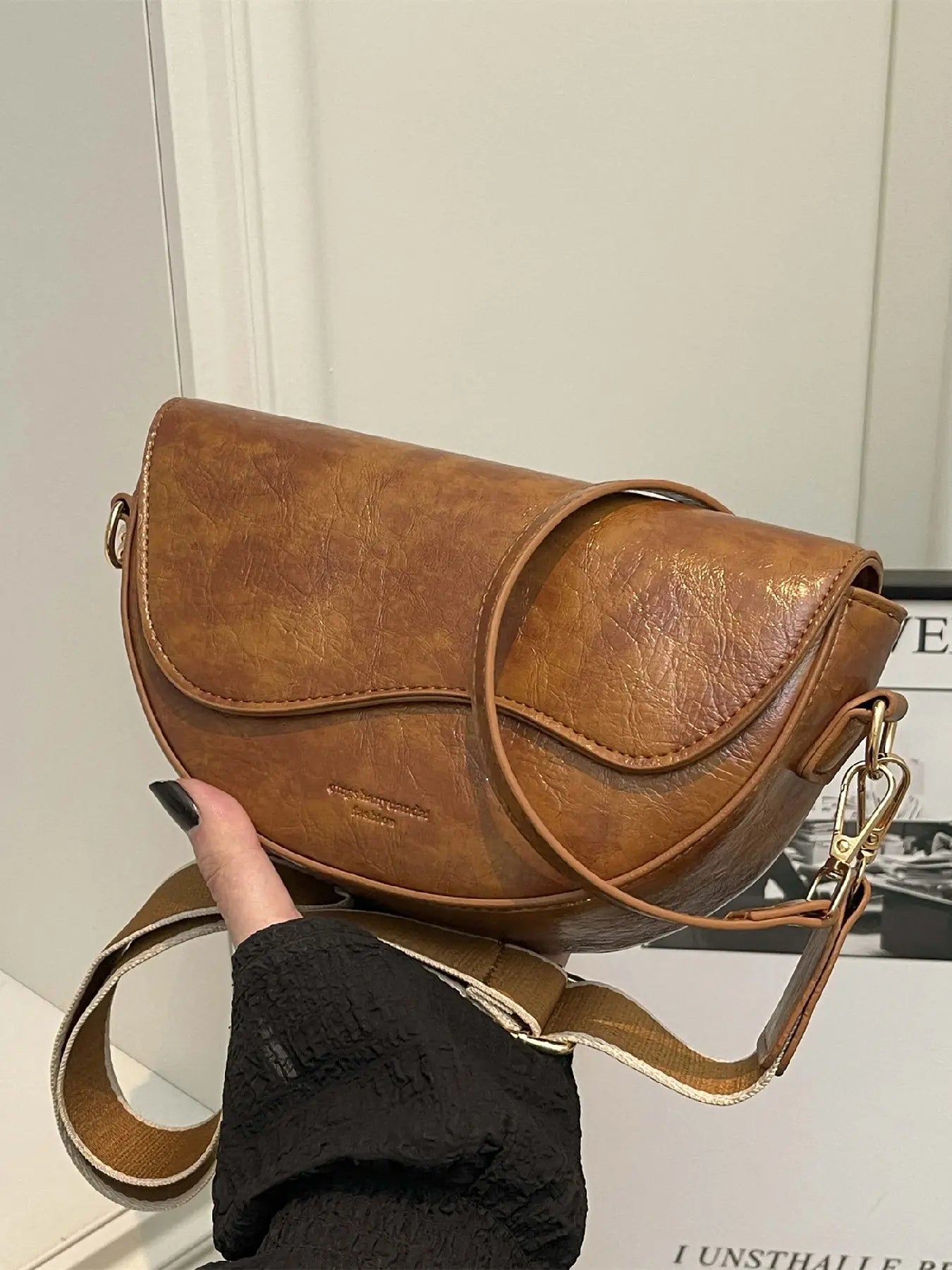 Christmas Gift,25 fall&winter ,Women's Fashionable Saddle Bag, Casual Versatile Stylish Crossbody Bag with Wide Shoulder Strap, Trendy All-match Commuter Bag for Daily Used, Trendy Commuting Bag, Fashion Bags, Everyday Bag