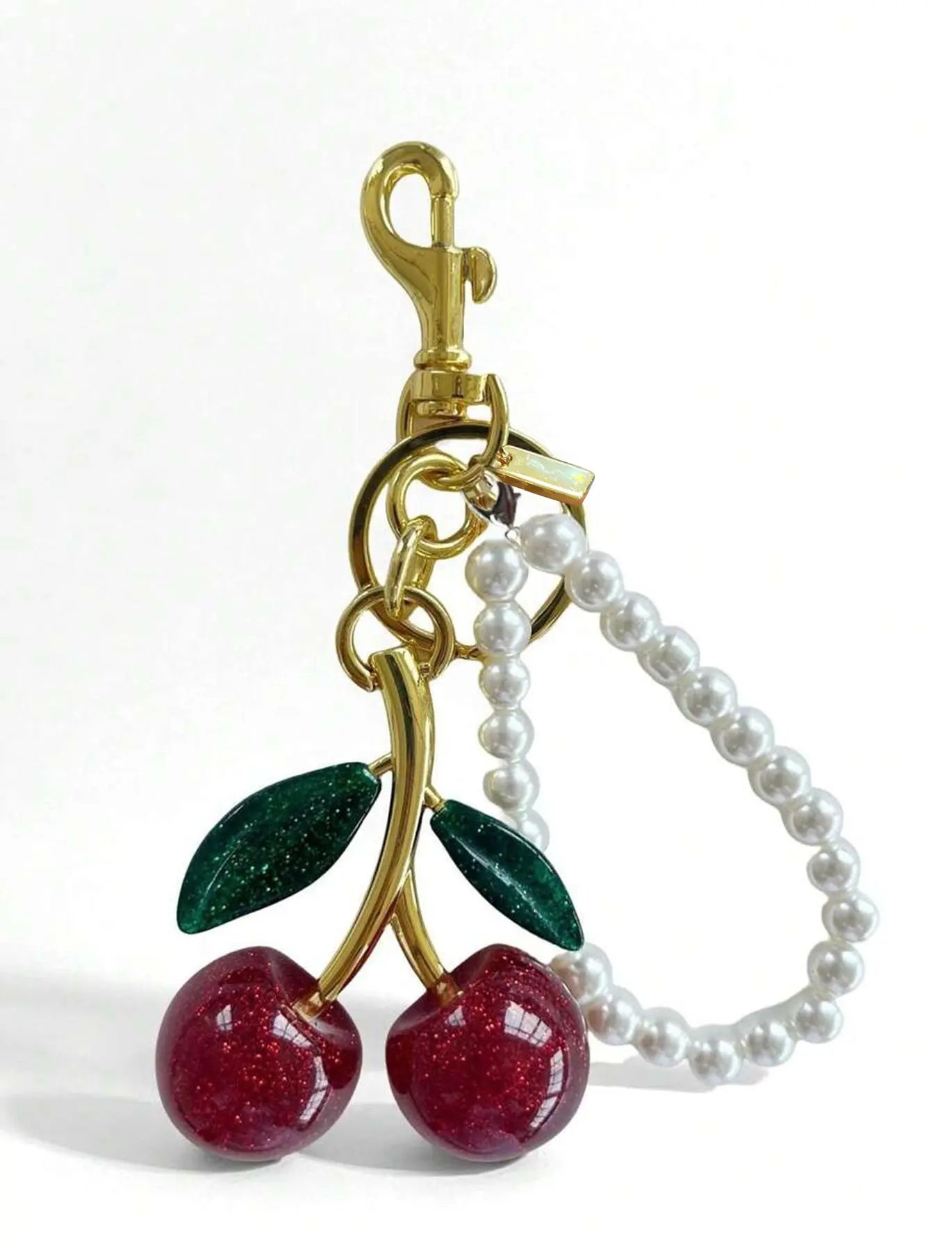 Cherry Keychain, Keychain Accessories, Girly Keychain for Bags, Women's Bag Pendant, Fashion Trend Exquisite Pendant, Women's Backpack Elegant Pendant, Suitable for Valentine's Day and Christmas Gift for Friends