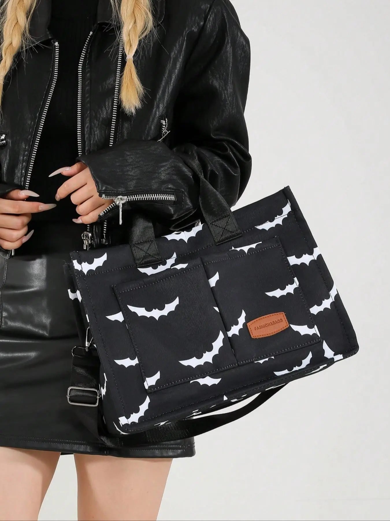 Women's Halloween Bat Pattern Canvas Crossbody Bag, Large Capacity Multi-Pocket Portable Shoulder Bag, Fashionable Crossbody Bag for Daily Use, Everyday Crossbody Shoulder Bags