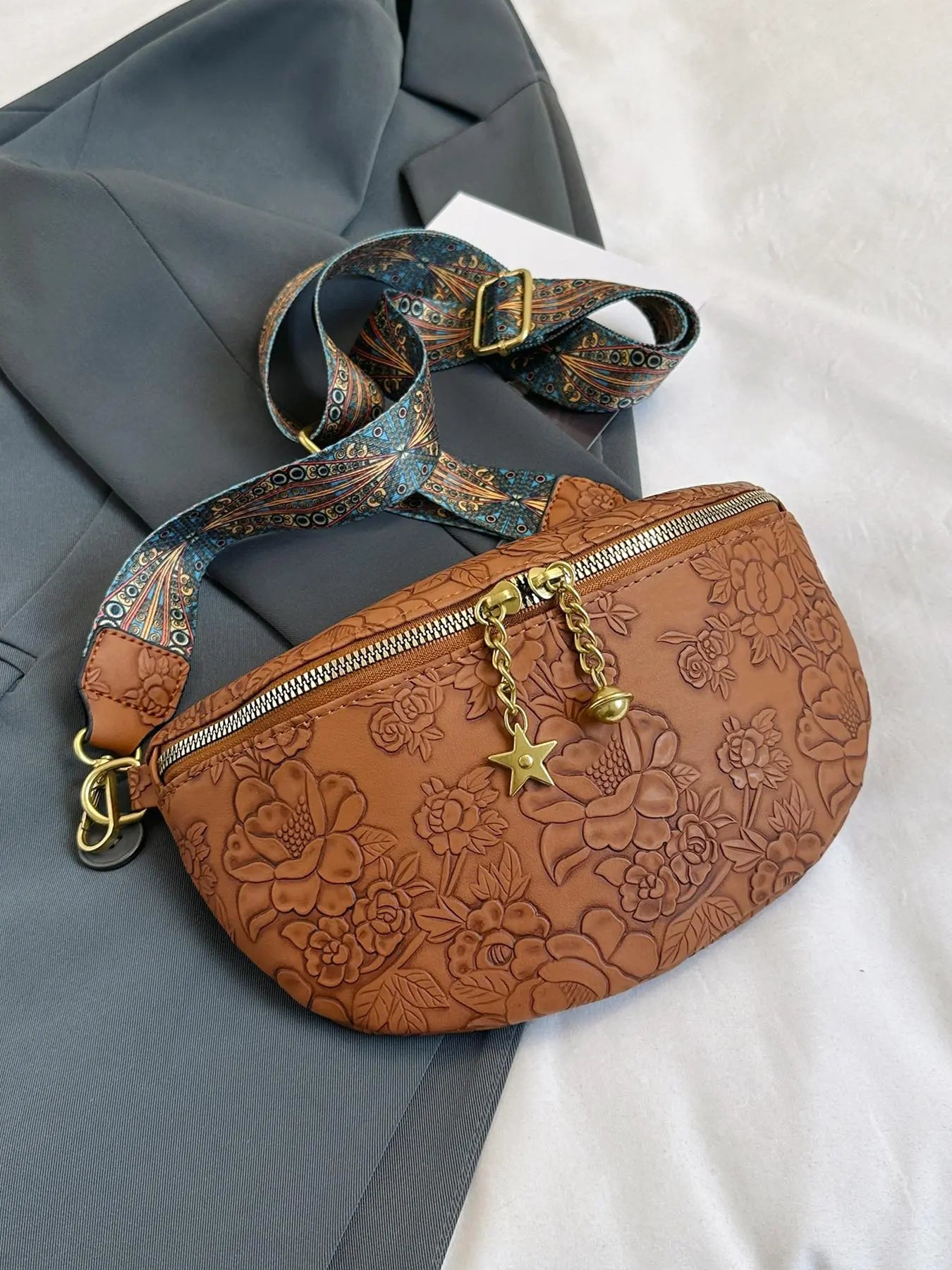 Women's Retro Floral Pattern Crossbody Fanny Pack for Women, Summer 2025 Trendy Fashion Pu Leather Zipper Belt Bag Casual Bum Bag Bumbag with Adjustable Strap for Daily Used, Versatile Bag, Fashion Waist Packs