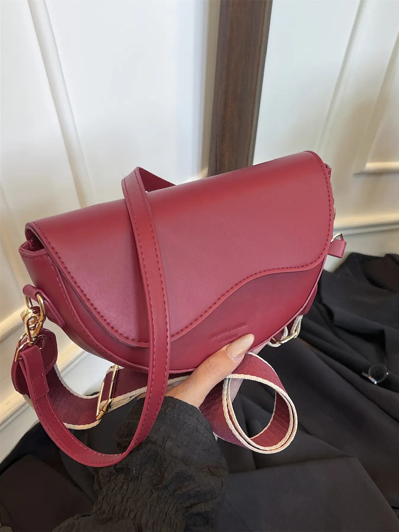 Christmas Gift,25 fall&winter ,Women's Fashionable Saddle Bag, Casual Versatile Stylish Crossbody Bag with Wide Shoulder Strap, Trendy All-match Commuter Bag for Daily Used, Trendy Commuting Bag, Fashion Bags, Everyday Bag